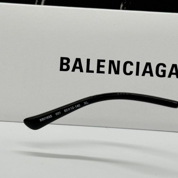 NEW BALENCIAGA WOMEN CAT EYE SUNGLASSES - Picture 8 of 10